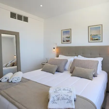 Sea View By Mateus & Justiniano *